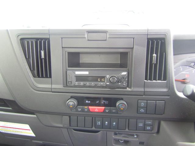 タイタントラック 　２ｔ・新明和製垂直パワーゲート・リフト能力６００ｋｇ・ＭＴ・ＰＣＢ・電動パーキングブレーキ・オートブレーキホールド・ミラー型バックカメラ・ＥＴＣ２．０・左電格ミラー・ＬＥＤヘッドライト（16枚目）