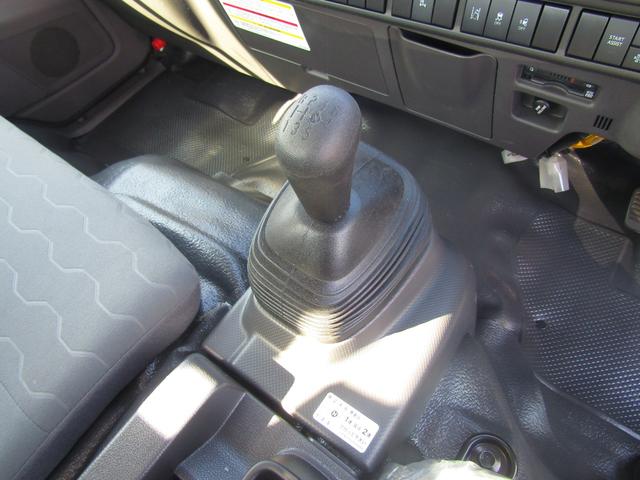 タイタントラック 　極東製積載車・フラトップゼロＩＩ・開閉アオリ・タイヤ固縛・ＭＴ・ウインチ・ラジコン・キーレス・左電格ミラーミラー型バックカメラ・ＰＣＢ・ＥＴＣ２．０・ＬＥＤヘッドライト・電動パーキングブレーキ（21枚目）