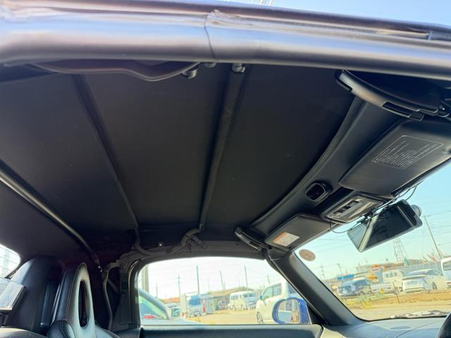 Ｓ２０００ ベースグレード　中期型　ディーラー車検整備済み　無事故車　ノーマル車　ガラス幌　黒革　禁煙車（13枚目）