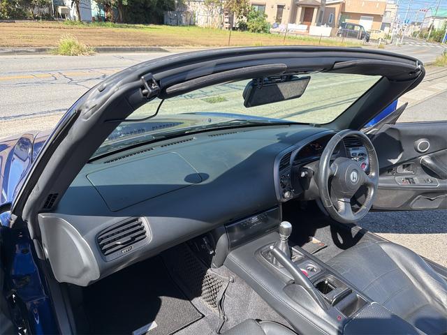 Ｓ２０００ ベースグレード　中期型　ディーラー車検整備済み　無事故車　ノーマル車　ガラス幌　黒革　禁煙車（22枚目）