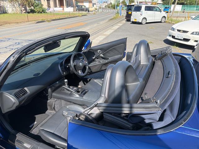 Ｓ２０００ ベースグレード　中期型　ディーラー車検整備済み　無事故車　ノーマル車　ガラス幌　黒革　禁煙車（27枚目）