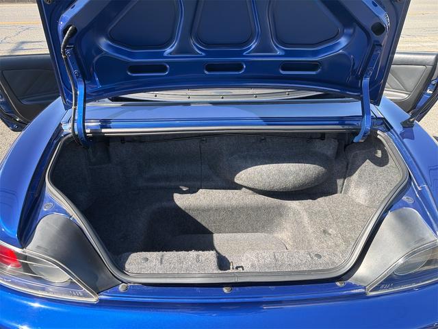 Ｓ２０００ ベースグレード　中期型　ディーラー車検整備済み　無事故車　ノーマル車　ガラス幌　黒革　禁煙車（29枚目）