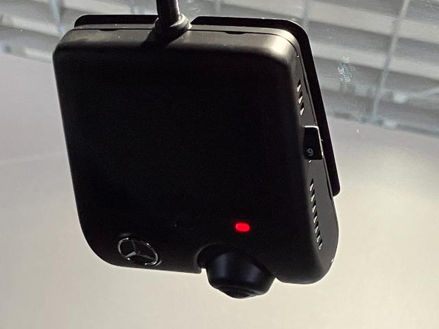 ＧＬＥ ＧＬＥ４５０ｄ　４マチックスポーツ　認定中古車　４ＷＤ　ドライブレコーダー　ＥＴＣ　全周囲カメラ　クリアランスソナー　オートクルーズコントロール　レーンアシスト　パワーシート　サンルーフ　ナビ　ＴＶ　ＬＥＤヘッドランプ　電動リアゲート（18枚目）