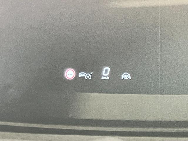 Cクラス C200アバンギャルド AMGライン 認定中古車 クリアランスソナー オートクルーズコントロール 衝突被害軽減システム サイドカメラ ナビ アルミホイール オートライト サンルーフ AT シートヒーター スマートキー アイドリングストップ(34枚目)