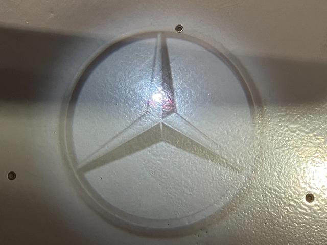 Ｅクラス Ｅ２００　スポーツ　認定中古車　ＡＭＧインテリアパッケージ　エクスクルーシブパッケージ　全周囲カメラ　ナビ　クリアランスソナー　オートクルーズコントロール　衝突被害軽減システム　ＡＴ　サンルーフ　オートライト（35枚目）