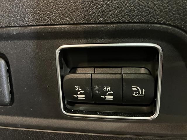 GLS GLS400d 4マチック AMGラインパッケージ AMGライン 認定中古車 全周囲カメラ クリアランスソナー デジタルルームミラー レーンアシスト パワーシート 衝突被害軽減システム サンルーフ ナビ オ LEDヘッドランプ 電動リアゲート(69枚目)