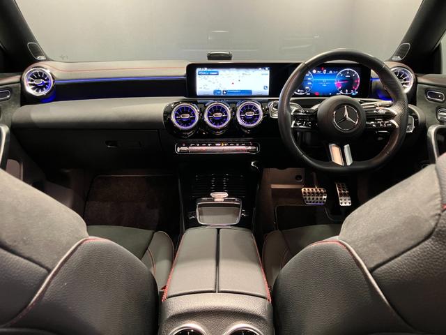 CLAクラス CLA200d AMGラインパッケージ 認定中古車 ETC クリアランスソナー レーンアシスト オートクルーズコントロール 全周囲カメラ ナビ アルミホイール オートライト LEDヘッドランプ サンルーフ AT シートヒーター スマートキー(6枚目)
