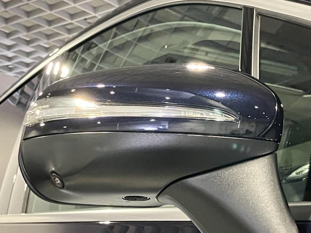 ＥＱＳ ＳＵＶ ＥＱＳ６８０　ＳＵＶ　ファーストクラスパッケージ　ファーストクラスパッケージ　ブラックピアノラッカーフローイングラインインテリアトリム　クリスタルホワイト／シルバーグレー　ツートンペイント　ハイテックシルバー／ノーティックブルー　認定中古車（31枚目）