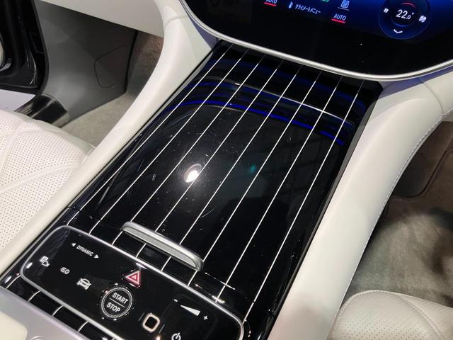 ＥＱＳ ＳＵＶ ＥＱＳ６８０　ＳＵＶ　ファーストクラスパッケージ　ファーストクラスパッケージ　ブラックピアノラッカーフローイングラインインテリアトリム　クリスタルホワイト／シルバーグレー　ツートンペイント　ハイテックシルバー／ノーティックブルー　認定中古車（68枚目）