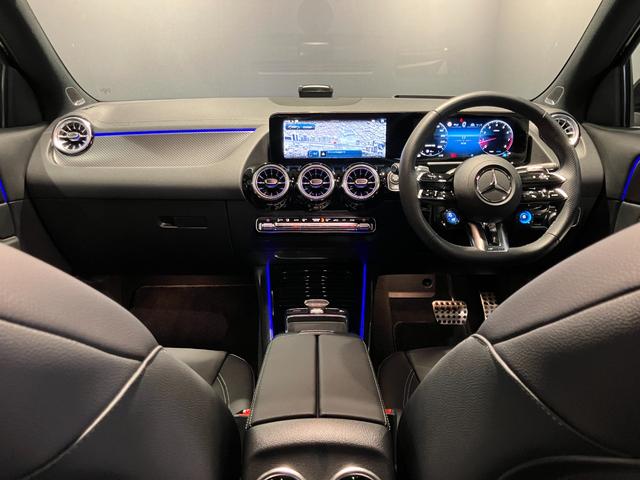 ＧＬＡクラス ＧＬＡ３５　４マチック　４ＷＤ　ＥＴＣ　全周囲カメラ　オートクルーズコントロール　レーンアシスト　パワーシート　衝突被害軽減システム　サンルーフ　ナビ　ＬＥＤヘッドランプ　ヘッドライトウォッシャー　電動リアゲート（28枚目）