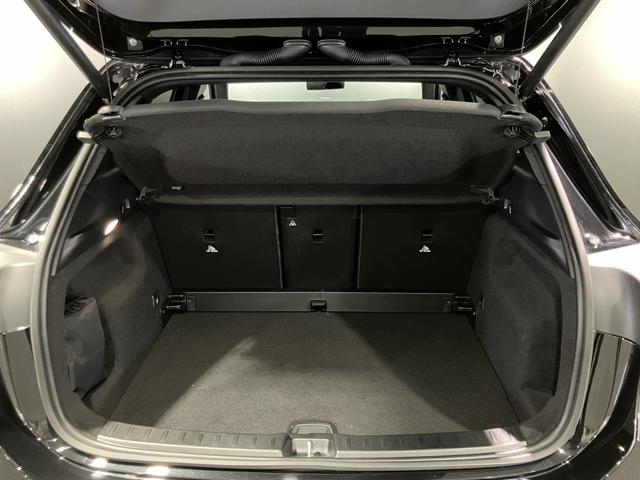 ＧＬＡクラス ＧＬＡ３５　４マチック　４ＷＤ　ＥＴＣ　全周囲カメラ　オートクルーズコントロール　レーンアシスト　パワーシート　衝突被害軽減システム　サンルーフ　ナビ　ＬＥＤヘッドランプ　ヘッドライトウォッシャー　電動リアゲート（32枚目）