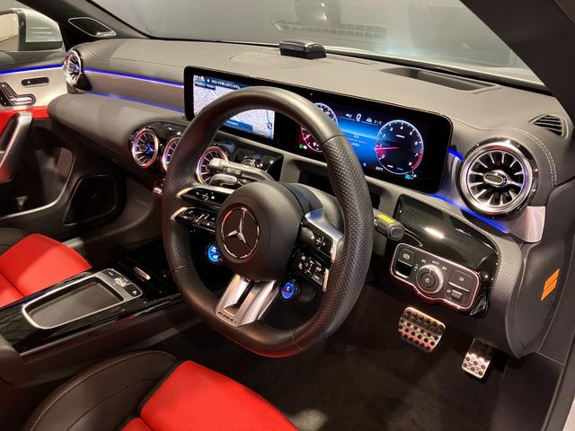 CLAクラス シューティングブレーク CLA35 4マチック シューティングブレーク 4WD 全周囲カメラ ナビ クリアランスソナー オートクルーズコントロール レーンアシスト 衝突被害軽減システム アルミホイール オートライト LEDヘッドランプ サンルーフ パワーシート(69枚目)