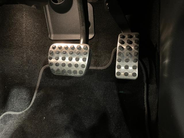 ＧＬＢ ＧＬＢ２００ｄ　４マチック　ＡＭＧラインパッケージ　ＡＭＧラインパッケージ　パノラミックスライディングルーフ　認定中古車　４ＷＤ　ドライブレコーダー　ＥＴＣ　全周囲カメラ　クリアランスソナー　オートクルーズコントロール　パワーシート（28枚目）