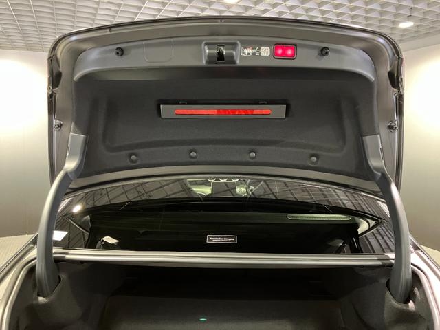 Ｃクラス Ｃ６３　Ｓ　Ｅ　パフォーマンス　エディションピーク　全国限定５０台　認定中古車　ＥＴＣ　全周囲カメラ　ナビ　クリアランスソナー　オートクルーズコントロール　ＡＴ　サンルーフ　オートライト　スマートキー　電動格納ミラー　シートヒーター　シートエアコン（47枚目）