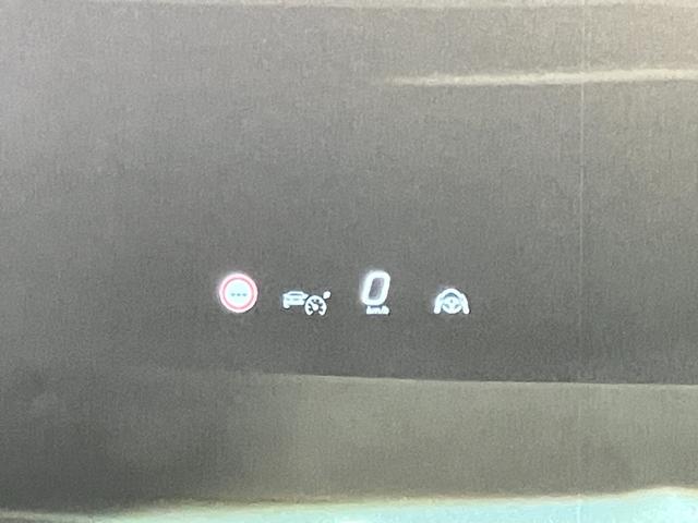 Ｃクラス Ｃ６３　Ｓ　Ｅ　パフォーマンス　エディションピーク　全国限定５０台　認定中古車　ＥＴＣ　全周囲カメラ　ナビ　クリアランスソナー　オートクルーズコントロール　ＡＴ　サンルーフ　オートライト　スマートキー　電動格納ミラー　シートヒーター　シートエアコン（51枚目）