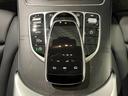 センターコンソールはスマートフォンを操作するような感覚でナビから車両の設定までが可能です。