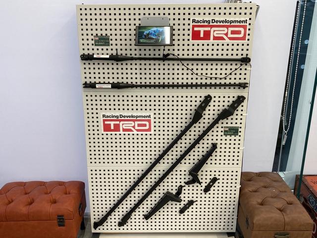 2.5S Cパッケージ 距離10209キロ 9インチTCナビ 12インチ後席モニター ETC ドライブレコーダー(前後) DTV CD DVD 衝突軽減装置 ペダル踏み間違い装置 070(59枚目)