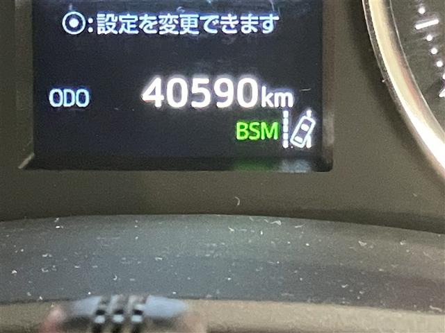 アルファード ２．５Ｓ　Ｃパッケージ　両電動ドア　アイドリングストップ　Ｂモニタ　地デジ　１オーナー　ＤＶＤ再生可能　パノラマルーフ　ナビテレビ　横滑り防止　クルコン　ＡＣ１００Ｖ電源　セキュリティ　ＥＴＣ車載器　ＬＥＤヘッドライト　３列（18枚目）