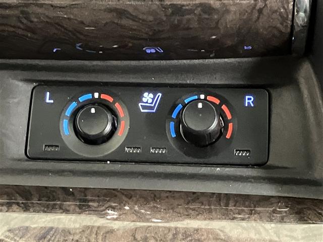 アルファードハイブリッド エグゼクティブラウンジ　サンル－フ　インテリジェントクリアランスソナー　地デジＴＶ　両側電動スライドドア　ドライブレコーダー　バックモニタ－　ＬＥＤライト　横滑り防止機能　４ｗｄ　３列シート　オートクルーズコントロール（23枚目）