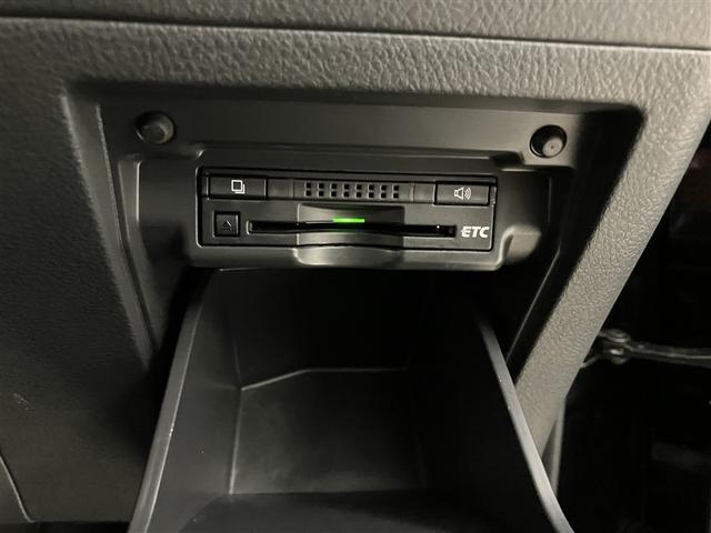 ヴェルファイア ２．４Ｚ　ＴＶナビ　スマートキー＆プッシュスタート　Ｒカメラ　盗難防止装置　ＡＵＸ　メモリーナビゲーション　ＥＳＣ　ＡＷ　３列シート　助手席エアバック　エアコン　ＤＶＤ再生機能　Ｗエアコン　ＡＢＳ　パワステ（14枚目）