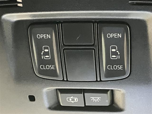 アルファードハイブリッド SR エアコン 100V充電 1オ-ナ- エアロ 地デジ 両電動ドア ミュージックプレイヤー接続可 電動シート LEDライト キーレス ETC車載器 メモリナビ Bカメラ 盗難防止 エアバッグ 3列シート(11枚目)