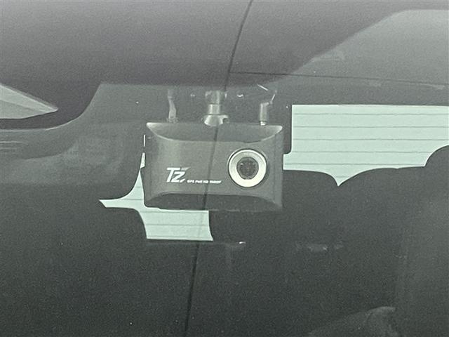 アルファードハイブリッド エグゼクティブラウンジ クルコン LEDヘッドライト ガラスルーフ スマートキー 両側電動スライドドア ドライブレコーダー DVDプレーヤー フルセグ ETC ミュージックプレイヤー接続可 ナビTV 3列シート バックカメラ(12枚目)