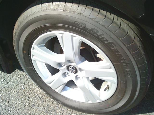 アルファードハイブリッド Ｘ　両電動ドア　ＬＥＤヘッドライト　ドラレコ　横滑り防止　ＥＴＣ車載器　クルコン　ＡＣ１００Ｖ　ミュージックプレイヤー接続可　メモリーナビ　キーレス　ナビ＆ＴＶ　４ＷＤ　ＤＶＤ再生　３列シート　サンルーフ（24枚目）