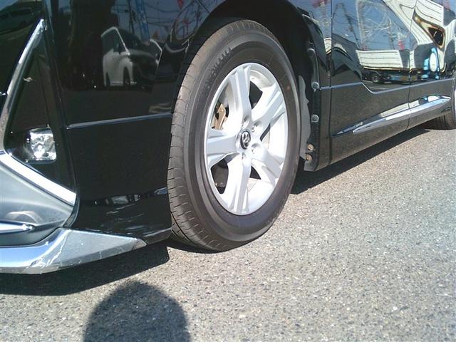 アルファードハイブリッド Ｘ　両電動ドア　ＬＥＤヘッドライト　ドラレコ　横滑り防止　ＥＴＣ車載器　クルコン　ＡＣ１００Ｖ　ミュージックプレイヤー接続可　メモリーナビ　キーレス　ナビ＆ＴＶ　４ＷＤ　ＤＶＤ再生　３列シート　サンルーフ（26枚目）