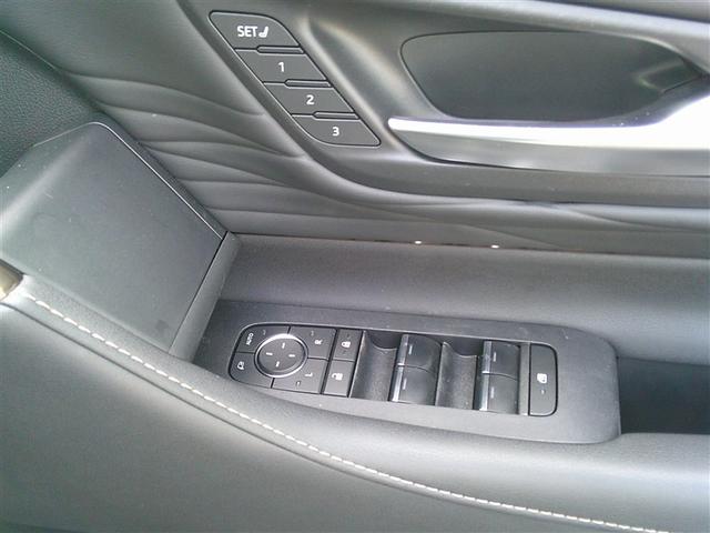 アルファードハイブリッド Z 両自動ドア ハーフレザーシート フルセグテレビ スマートキー クルーズコントロール LEDヘッドランプ ETC ムーンルーフ 3列シート エアコン メモリーナビ Rカメラ パワーウインドウ 電動シート(23枚目)