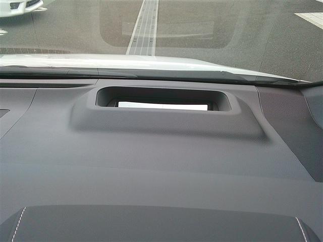 ヴェルファイアハイブリッド Ｚ　プレミア　衝突被害軽減ブレーキ　Ｂモニター　ムーンＲ　フルセグ地デジＴＶ　両側Ｐスライドドア　ナビテレビ　エアバッグ　電動シート　ＬＥＤライト　キーレス　アルミホイール　オートクルーズコントロール　３列シート（10枚目）