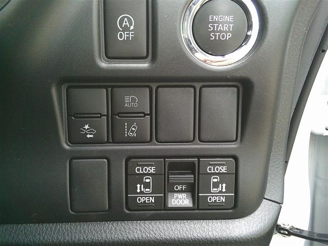 ヴォクシー ZS 煌III プリクラッシュ スマートキ アイスト DVD再生機能 記録簿付き 横滑り防止装置 ナビTV アルミ 三列シート 盗難防止 オートエアコン キーレス ETC装備 パワステ メモリナビ クルコン ABS(12枚目)