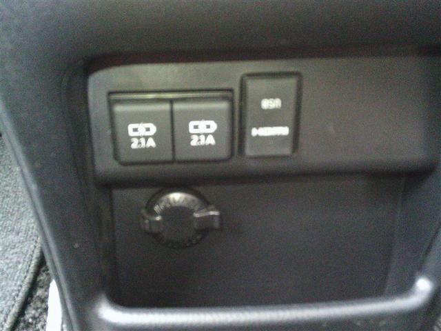 ヴォクシー ZS 煌III プリクラッシュ スマートキ アイスト DVD再生機能 記録簿付き 横滑り防止装置 ナビTV アルミ 三列シート 盗難防止 オートエアコン キーレス ETC装備 パワステ メモリナビ クルコン ABS(16枚目)