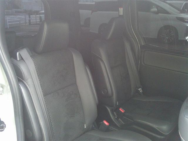 ヴォクシー ZS 煌III プリクラッシュ スマートキ アイスト DVD再生機能 記録簿付き 横滑り防止装置 ナビTV アルミ 三列シート 盗難防止 オートエアコン キーレス ETC装備 パワステ メモリナビ クルコン ABS(21枚目)