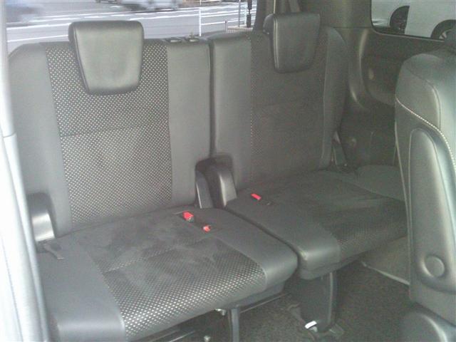 ヴォクシー ZS 煌III プリクラッシュ スマートキ アイスト DVD再生機能 記録簿付き 横滑り防止装置 ナビTV アルミ 三列シート 盗難防止 オートエアコン キーレス ETC装備 パワステ メモリナビ クルコン ABS(22枚目)