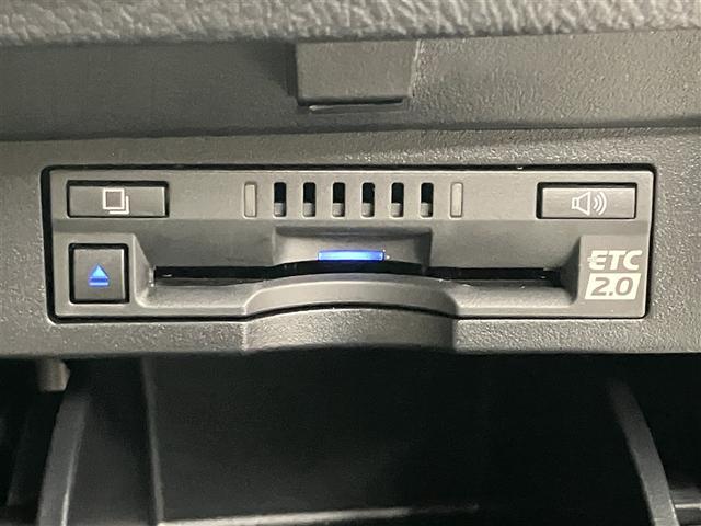 アルファード ２．５Ｘ　衝突回避システム　Ｒカメラ　１オーナ　イモビライザー　メモリナビ　ＥＴＣ車載器　ＤＶＤ可　オートエアコン　ＬＥＤヘッドライト　３列シート　クルコン　ナビ＆ＴＶ　スマートキー　ＥＳＣ　ＡＷ　エアバック（10枚目）