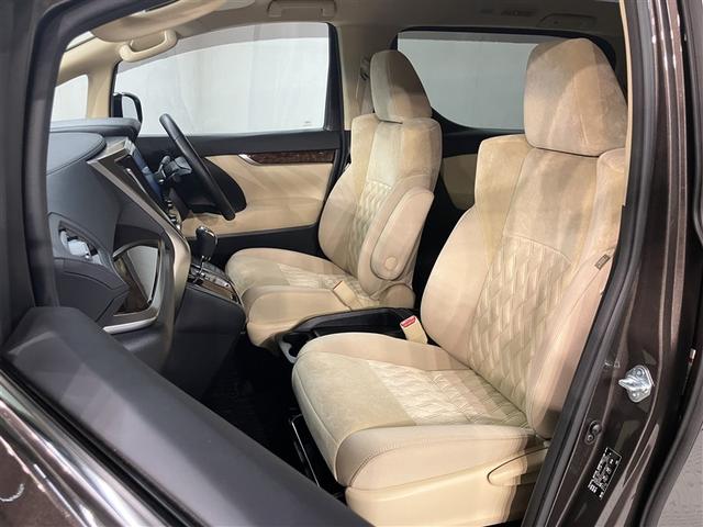 アルファード ２．５Ｘ　衝突回避システム　Ｒカメラ　１オーナ　イモビライザー　メモリナビ　ＥＴＣ車載器　ＤＶＤ可　オートエアコン　ＬＥＤヘッドライト　３列シート　クルコン　ナビ＆ＴＶ　スマートキー　ＥＳＣ　ＡＷ　エアバック（19枚目）