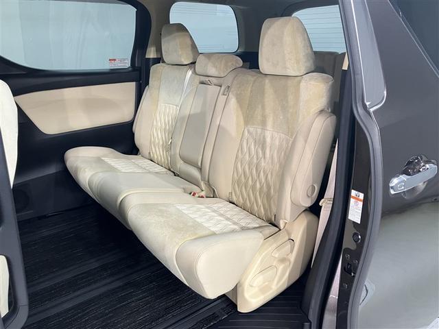 アルファード ２．５Ｘ　衝突回避システム　Ｒカメラ　１オーナ　イモビライザー　メモリナビ　ＥＴＣ車載器　ＤＶＤ可　オートエアコン　ＬＥＤヘッドライト　３列シート　クルコン　ナビ＆ＴＶ　スマートキー　ＥＳＣ　ＡＷ　エアバック（20枚目）