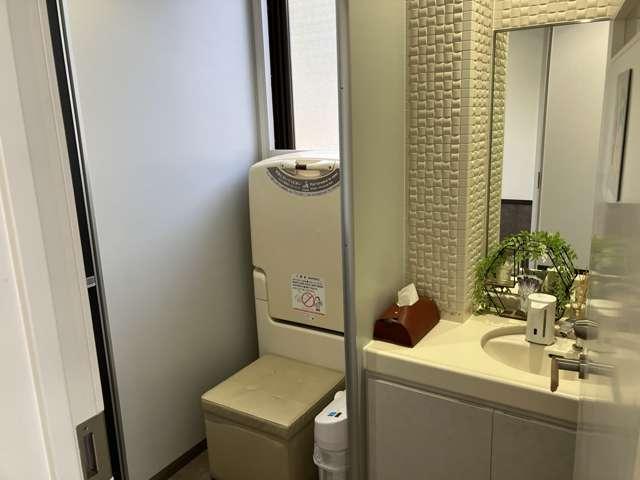 アルファード ２．５Ｘ　衝突回避システム　Ｒカメラ　１オーナ　イモビライザー　メモリナビ　ＥＴＣ車載器　ＤＶＤ可　オートエアコン　ＬＥＤヘッドライト　３列シート　クルコン　ナビ＆ＴＶ　スマートキー　ＥＳＣ　ＡＷ　エアバック（39枚目）