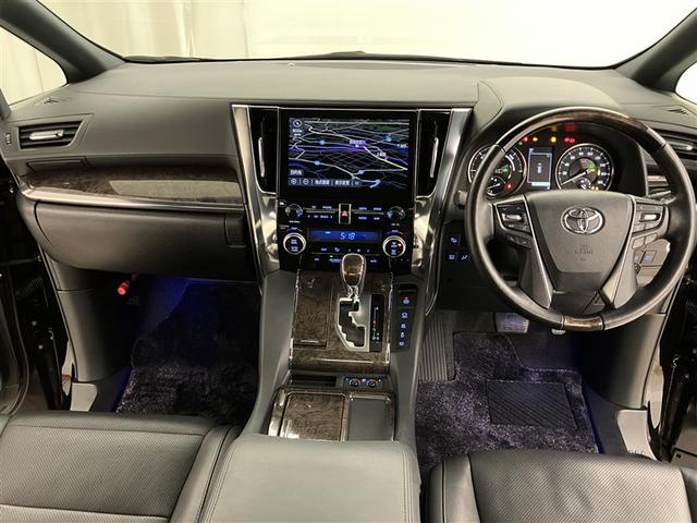 アルファードハイブリッド エグゼクティブラウンジＳ　ＬＥＤランプ　サンルーフ　ダブルエアコン　４ＷＤ　アルミ　ミュージックプレイヤー接続可　ＤＶＤプレーヤー　ＥＴＣ　ドラレコ　クルーズコントロール　スマートキー　電動シート　ＡＣ１００Ｖ　ＰＷ　キーレス（5枚目）