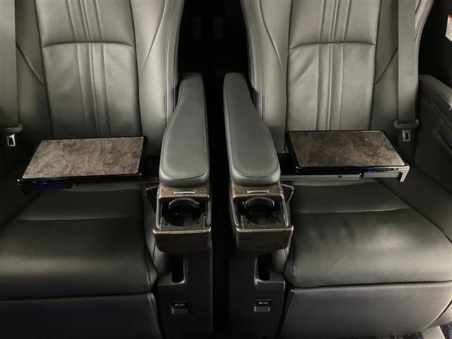 アルファードハイブリッド エグゼクティブラウンジＳ　ＬＥＤランプ　サンルーフ　ダブルエアコン　４ＷＤ　アルミ　ミュージックプレイヤー接続可　ＤＶＤプレーヤー　ＥＴＣ　ドラレコ　クルーズコントロール　スマートキー　電動シート　ＡＣ１００Ｖ　ＰＷ　キーレス（31枚目）