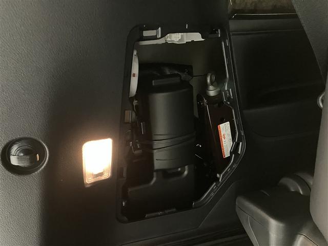 アルファードハイブリッド エグゼクティブラウンジＳ　ＬＥＤランプ　サンルーフ　ダブルエアコン　４ＷＤ　アルミ　ミュージックプレイヤー接続可　ＤＶＤプレーヤー　ＥＴＣ　ドラレコ　クルーズコントロール　スマートキー　電動シート　ＡＣ１００Ｖ　ＰＷ　キーレス（38枚目）