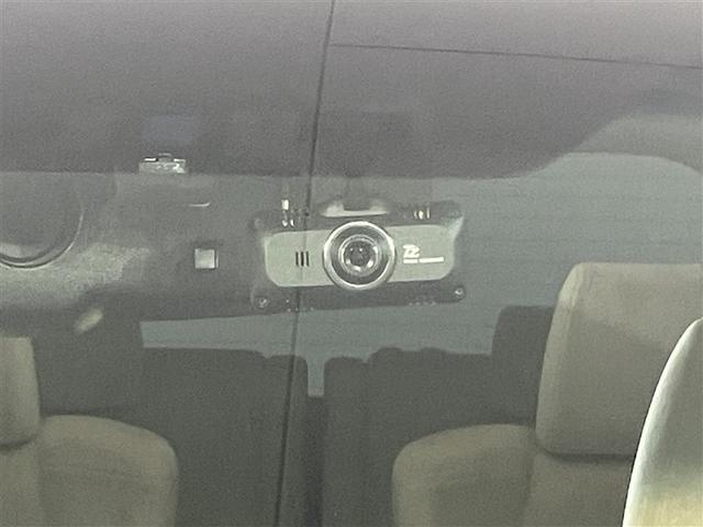 ヴェルファイア 2.5V イモビライザー 横滑り防止装置 電動シート ナビ&TV メモリナビ オートクルーズ アルミ エアバッグ DVD キーフリー AUX ドライブレコーダー バックカメラ スマートキー ETC 3列シート(10枚目)