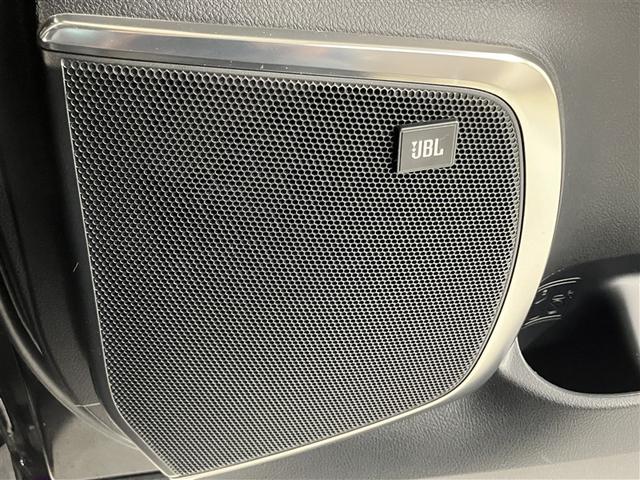 アルファード ３．５ＳＣ　３列　地デジ　パワーシート　ＤＶＤ再生　ＡＣ１００Ｖ電源　アルミホイール　オートクルーズコントロール　メモリーナビ　ＥＴＣ　記録簿　盗難防止装置　アイドリングストップ　横滑り防止機能　スマートキー（22枚目）