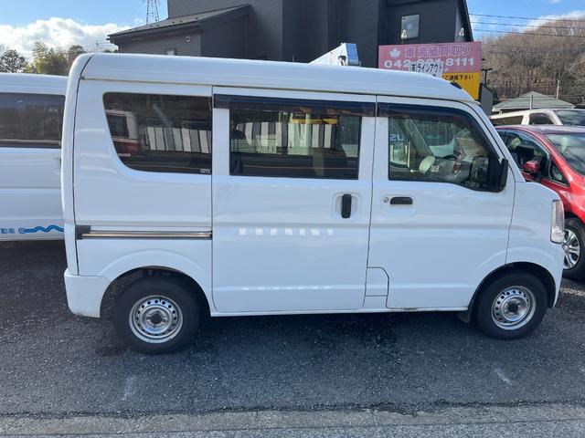 日産 ＮＶ１００クリッパーバン