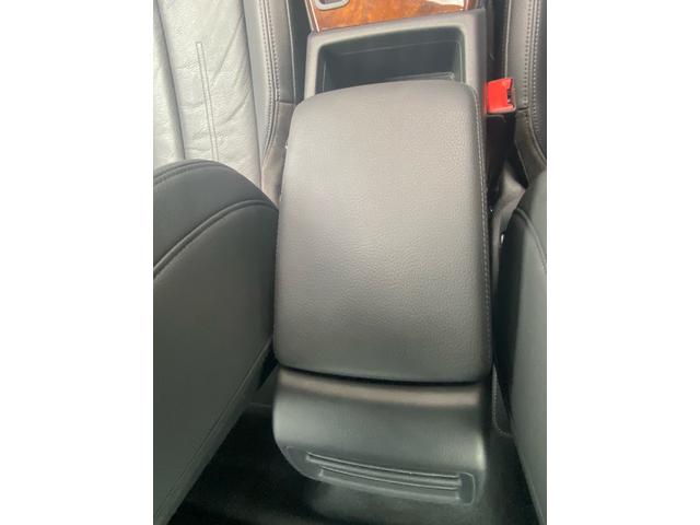 A4アバント 1.4TFSIスポーツ レザーシート純正ナビ 地デジTV 360度カメラ パワーバックドア(33枚目)