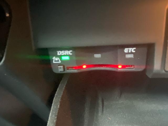 A4アバント 1.4TFSIスポーツ レザーシート純正ナビ 地デジTV 360度カメラ パワーバックドア(36枚目)