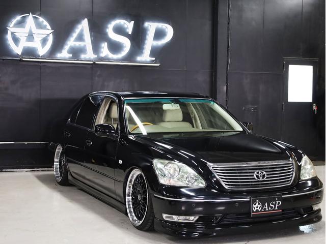 C仕様 後期型 AMEシャレン20インチAW エアサスコントローラ エアロパーツ ベージュ革シートヒータ 純正メーカーナビ バックカメラ スマートキー クリアランスソナー HIDライト(9枚目)