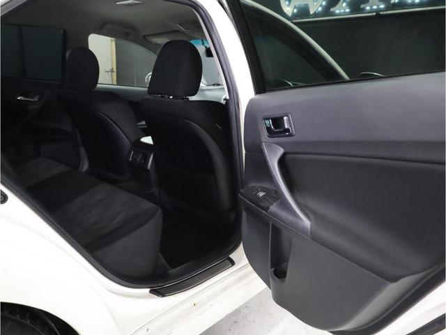 250G Sパッケージリラックスセレクション G’s仕様バンパー 社外18インチAW 新品フルタップ車高調 純正メーカーナビ ミュージックサーバー 地デジフルセグ バックカメラ パドルシフト スマートキー(32枚目)