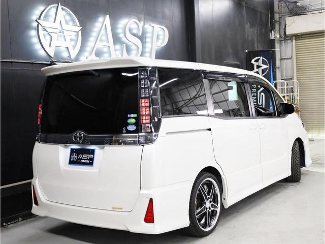 ヴォクシー ＺＳ　両側自動スライドドア　純正９型ＳＤナビ　ＷＯＲＫランベック１９インチＡＷ　ローダウンサス　フロントスポイラー　地デジフルセグ　バックカメラ　スマートキー　ＬＥＤヘッドライト（18枚目）