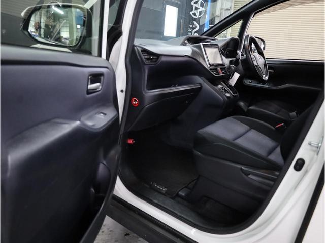 ヴォクシー ＺＳ　両側自動スライドドア　純正９型ＳＤナビ　ＷＯＲＫランベック１９インチＡＷ　ローダウンサス　フロントスポイラー　地デジフルセグ　バックカメラ　スマートキー　ＬＥＤヘッドライト（48枚目）